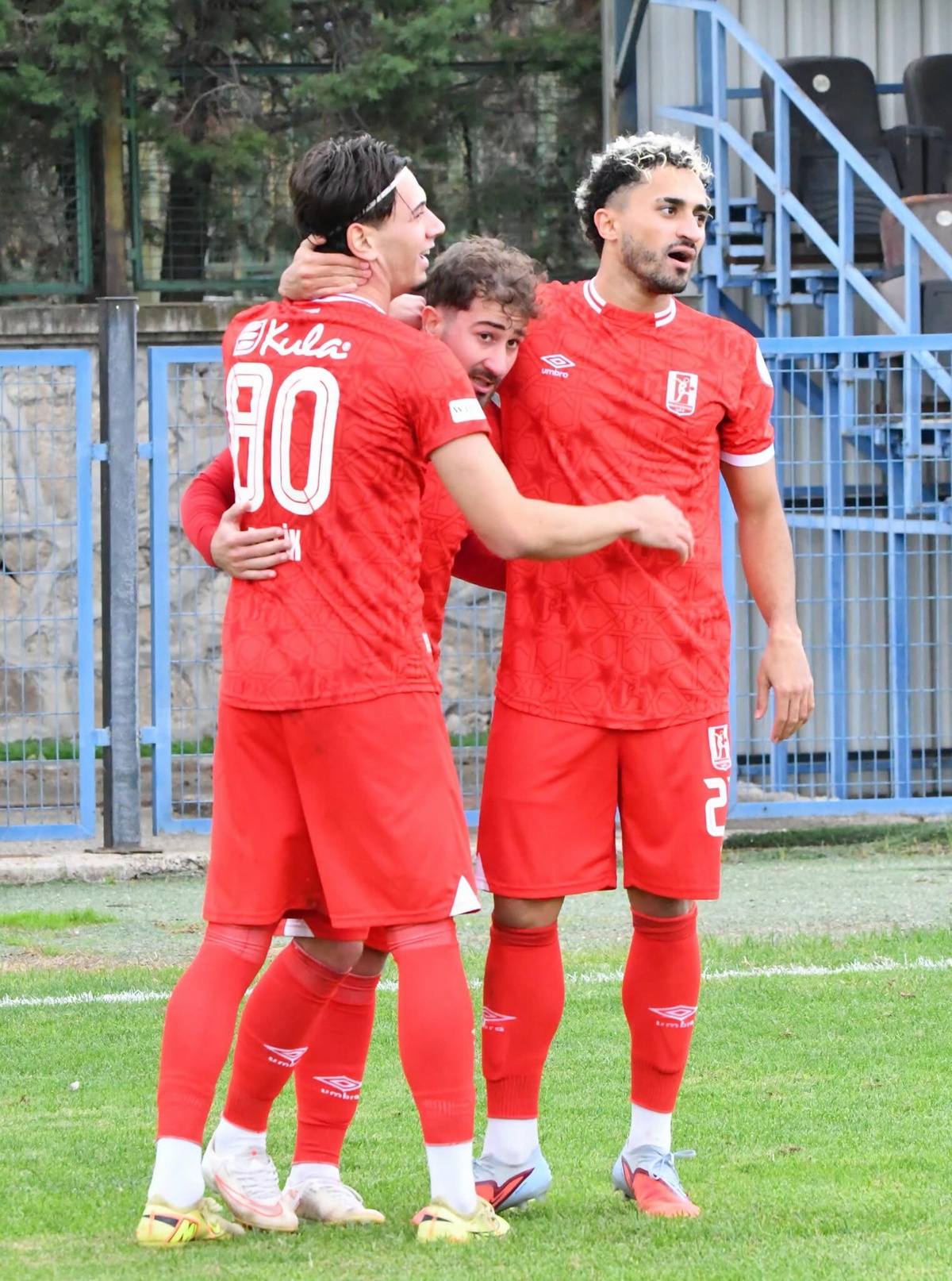 Balıkesirspor, Türkiye Kupası'nda Arnavutköy Belediyesi FSK'yı 1-0 yenip tur atladı