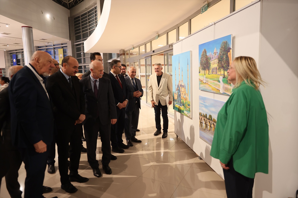 Edirne'de 24 Balkan ressamının 40 eserlik sergisi törenle açıldı