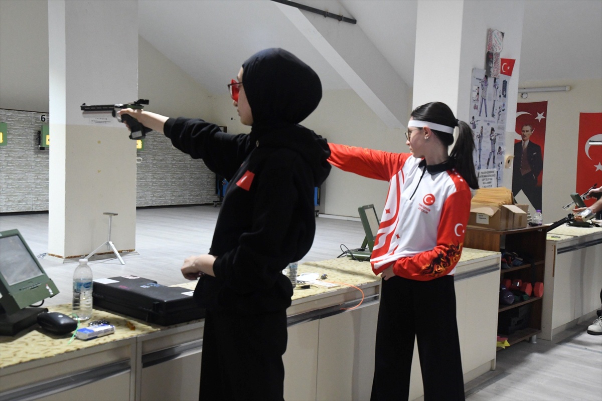 Eskişehir'de Cumhuriyet Bayramı spor ve sanat etkinlikleriyle kutlandı