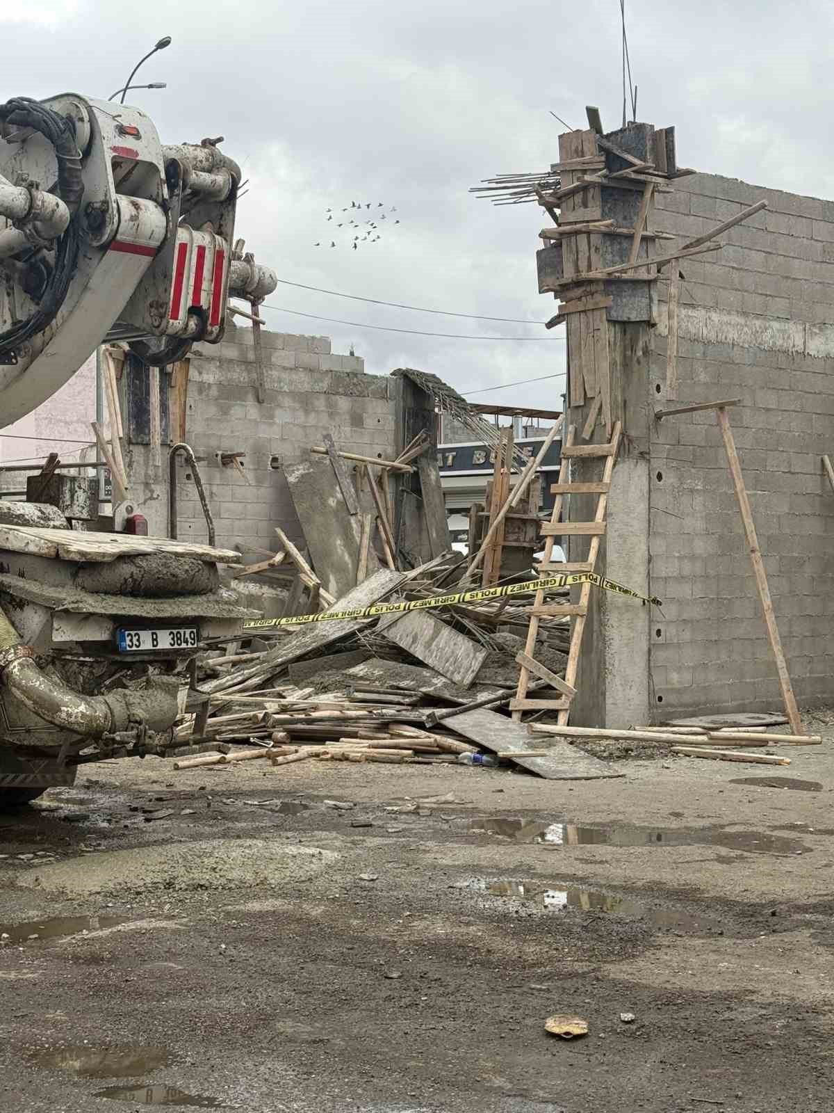 Gaziantep Nizip'te iddiaya göre beton dökümünde kalıp çöktü, 3 işçi yaralandı