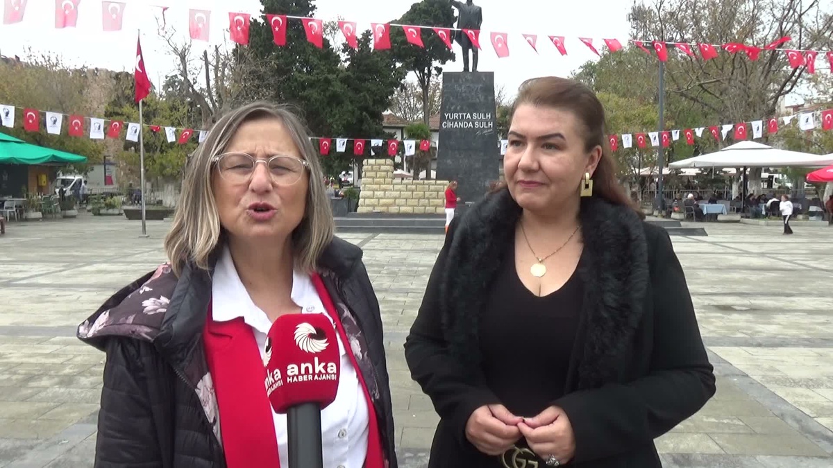 Gerze ve Sinop kent konseyleri Cumhuriyet'in 103. yılında kadın yürüyüşü düzenledi