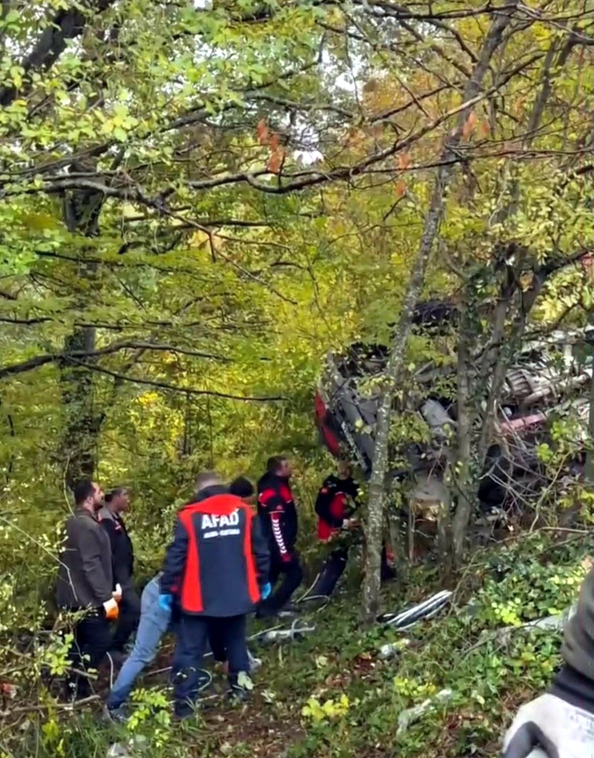 Kırklareli Demirköy'de kamyon şarampole devrildi, Berk Yıldız öldü, Süleyman E. yaralandı