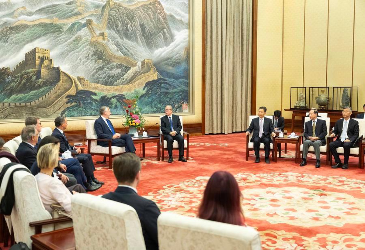 Li Hongzhong, Bernd Lange başkanlığındaki Avrupa Parlamentosu heyetiyle görüştü