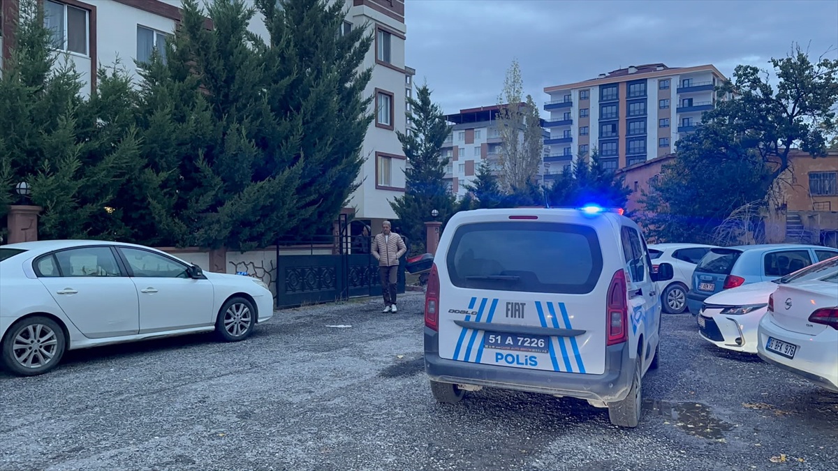 Niğde'de 61 yaşındaki kişi evinde hareketsiz bulundu, öldüğü belirlendi