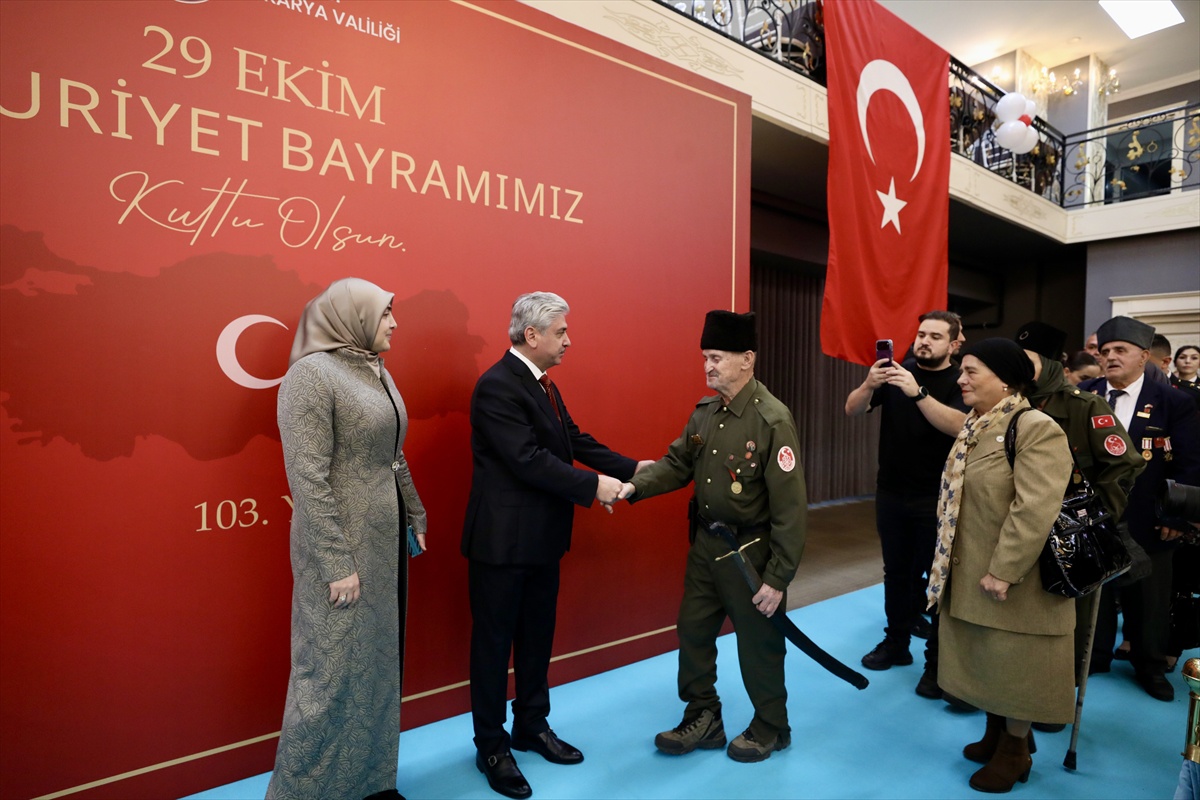 Sakarya'da 29 Ekim Cumhuriyet Bayramı resepsiyonu düzenlendi