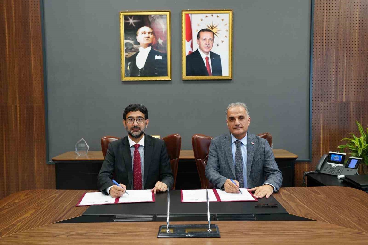 SAÜ Pakistanlı IMSciences ile eğitim ve araştırma alanında protokol imzaladı