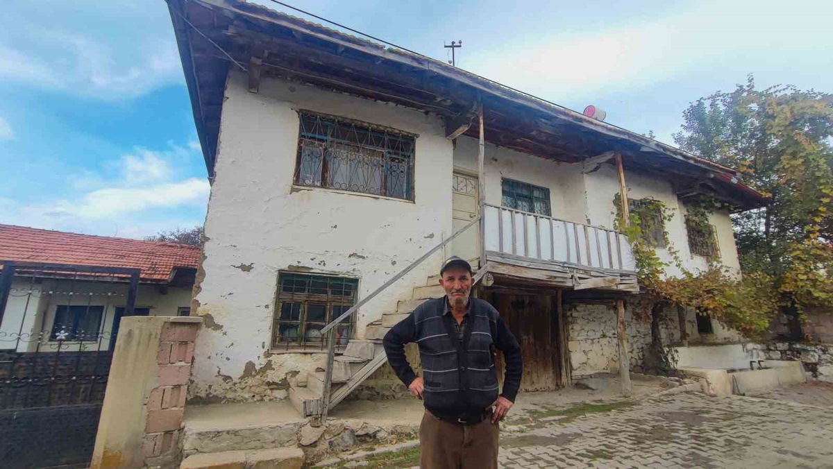 Yozgat’ta bu evden ekmek yiyen gençlerin askerden sağ salim döndüğüne inanılıyor