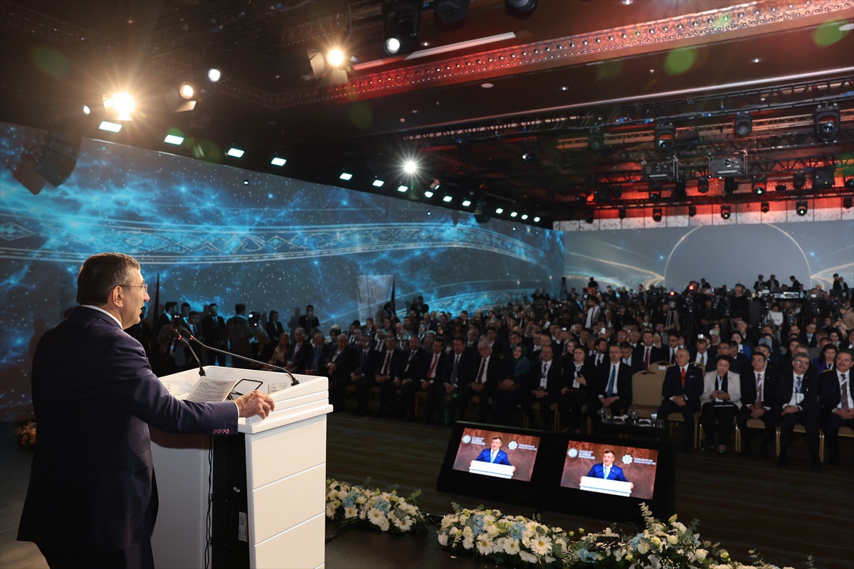 Cumhurbaşkanı Yardımcısı Yılmaz, 'Türk Dünyası Diyalog Forumu'nda konuştu: