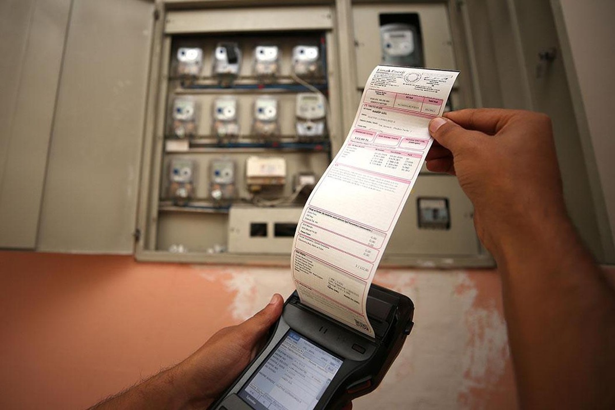 Elektrikte devlet desteği düşürüldü! 6,5 milyon aboneye zam göründü