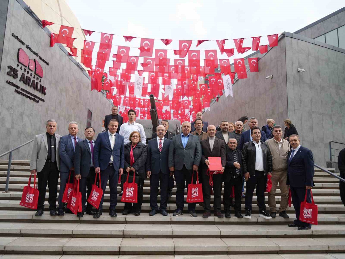 Gaziantepliler Federasyonu’ndan 25 Aralık Panorama Müzesi’ne anlamlı ziyaret