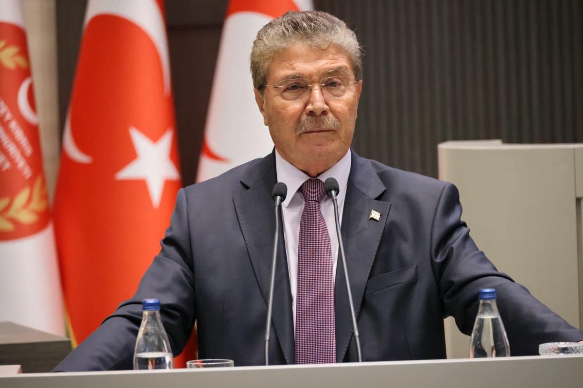 KKTC Başbakanı Üstel: Egemen eşitliğimiz vazgeçilmezdir