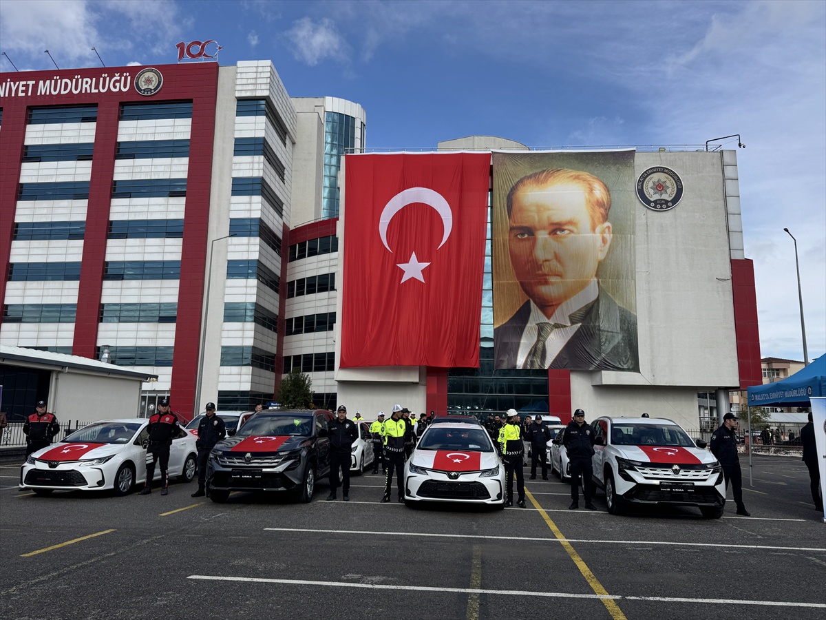 Malatya İl Emniyet Müdürlüğüne tahsis edilen 16 yeni araç hizmete alındı