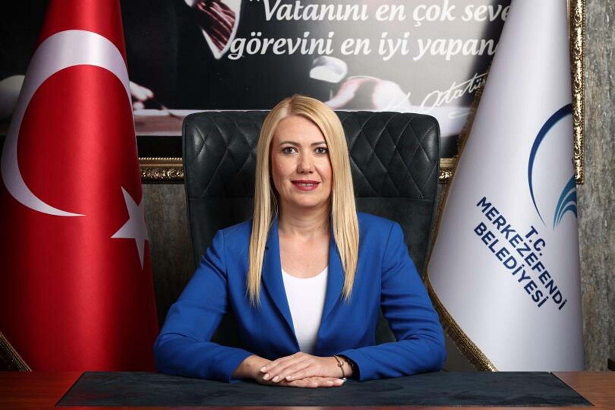 Merkezefendi Belediyesi'nde Başkan Doğan ve eşi dahil 17 kişi adliyeye sevk edildi