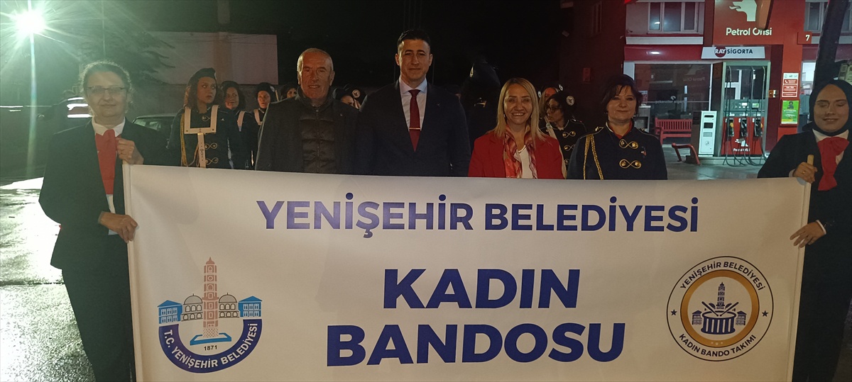 Pazaryeri'nde fener alayı ve bando gösterileriyle Cumhuriyet'in 103. yılı kutlandı