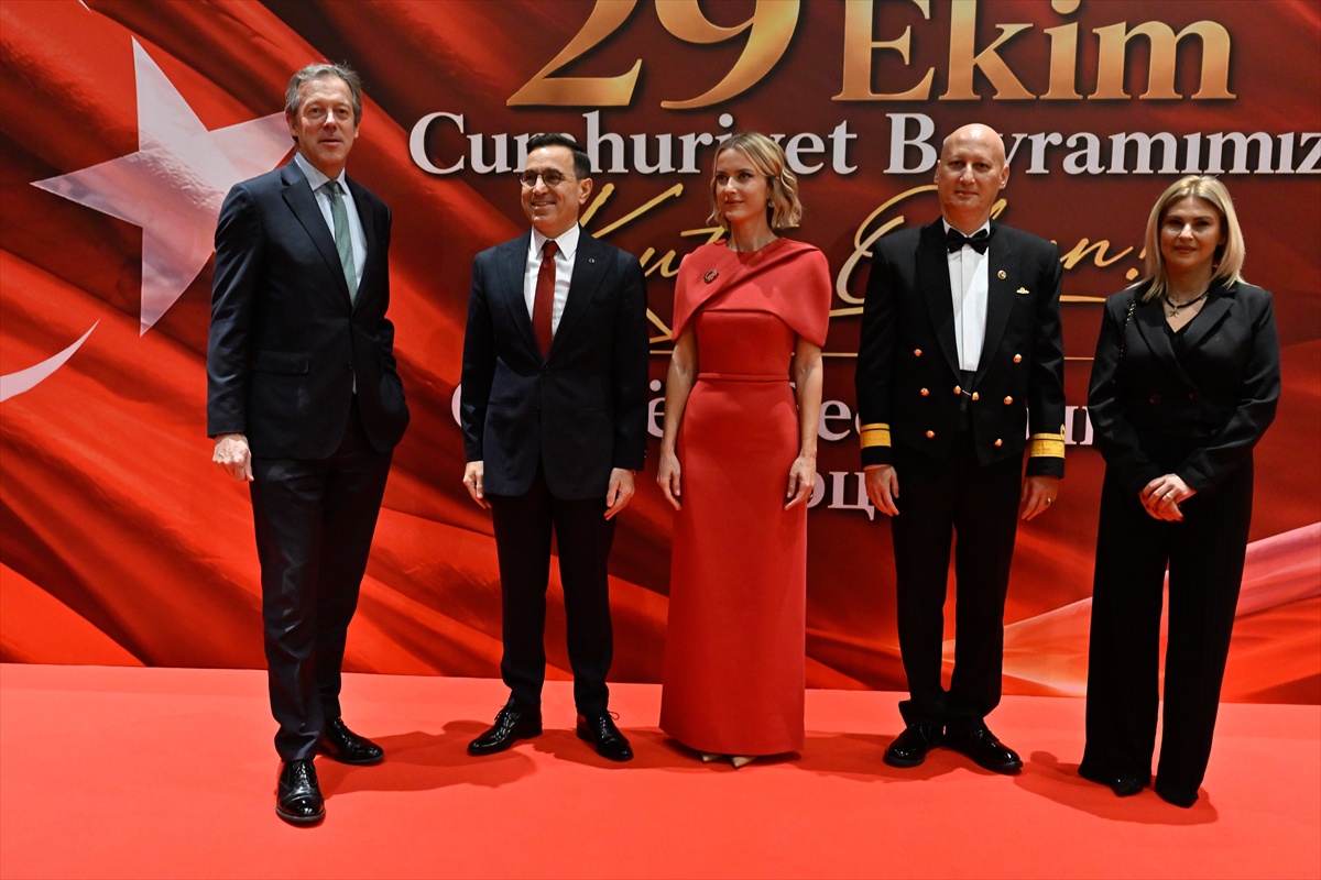 Rusya'da Cumhuriyet Bayramı Anadolu Ateşi'nin gösterisiyle kutlandı