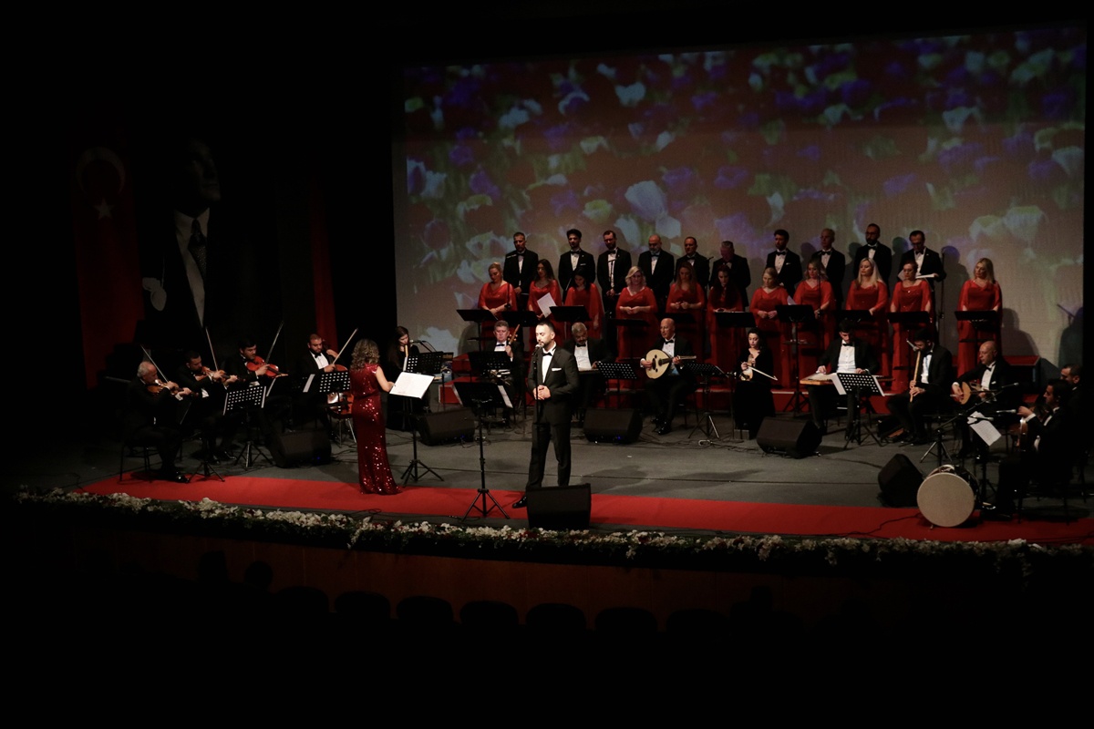 Samsun Devlet Klasik Türk Müziği Korosu, 103. yıl için 1923'ten Sonsuza konseri verdi