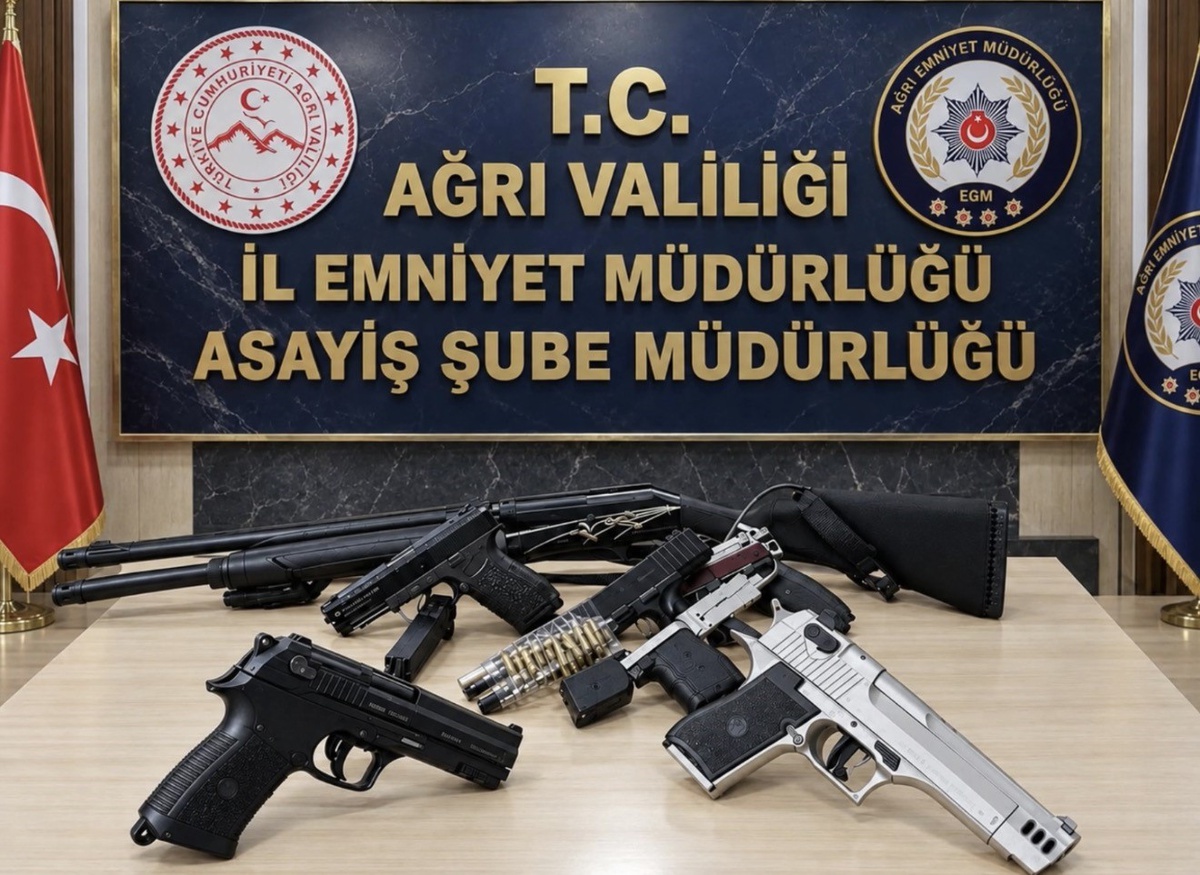 Ağrı'da operasyonlarda 16 aranan şahıs yakalandı, 10 ruhsatsız silah ele geçirildi
