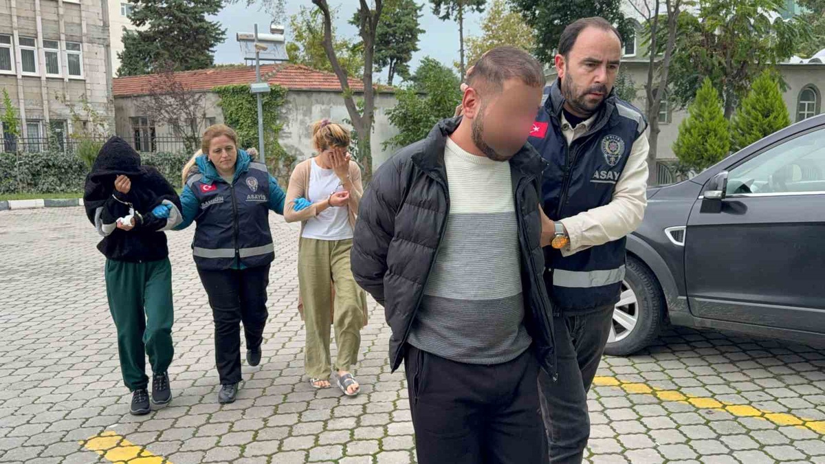 Atakum'da 100 bin liralık ziynet hırsızlığında 2'si kadın 3 kişi gözaltına alındı