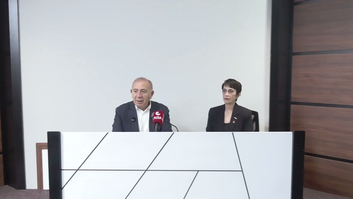 CHP Türkiye Koordinatörü Gürsel Tekin: Sakarya'daki icra dosyası sayısı 160 bin