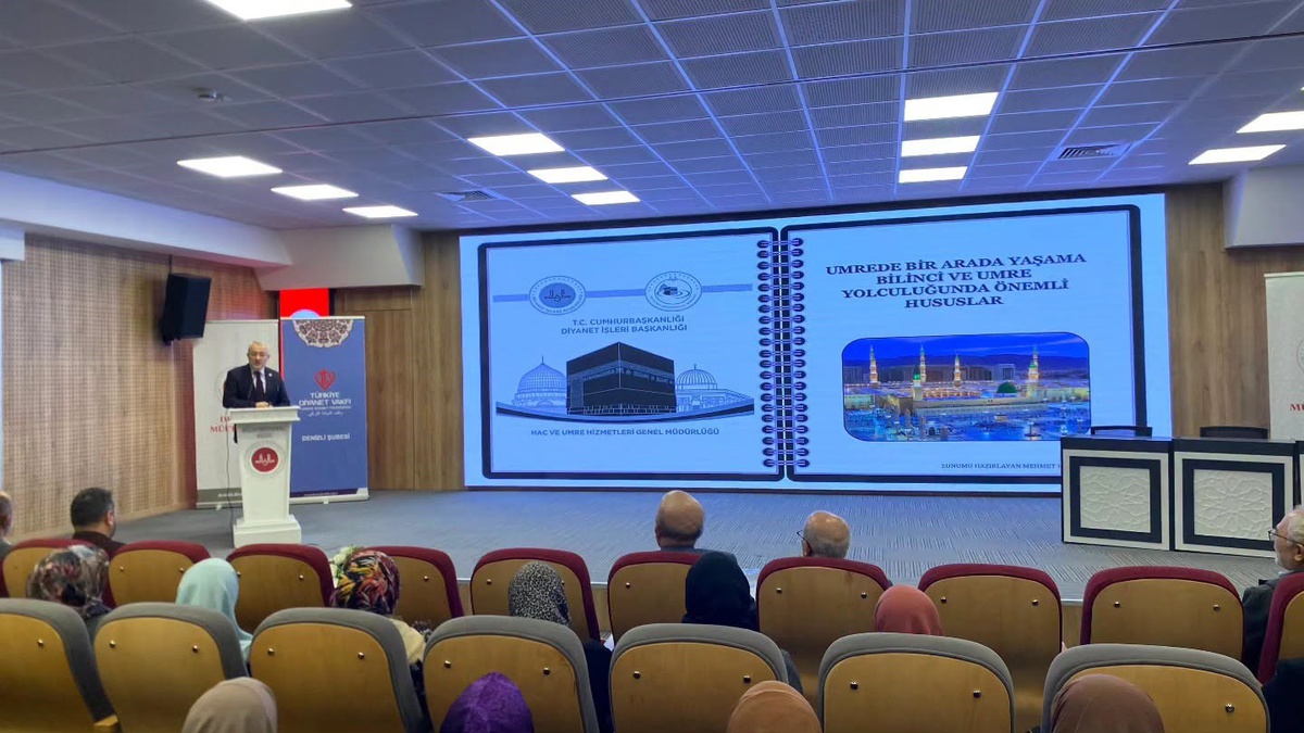Denizli'de Kasım'da umreye gidecek 186 vatandaşa hazırlık semineri verildi