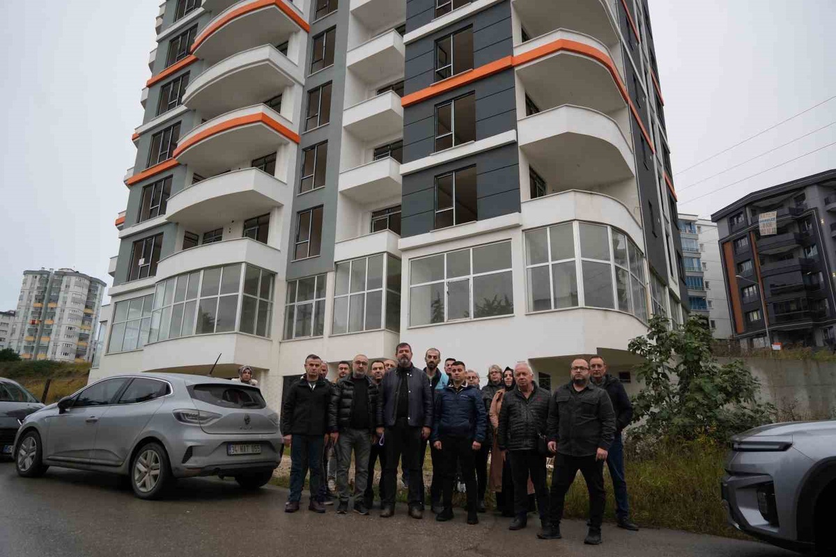Samsun'da 80 aile müteahhit-kooperatif anlaşmazlığında dairelerine kavuşamadı