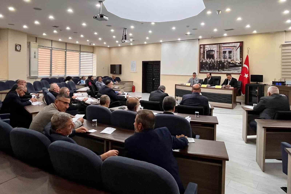 Yalova Meclisi 2 Kasım'da 2027 bütçesi ile 250 bin liralık teklifi ele alacak