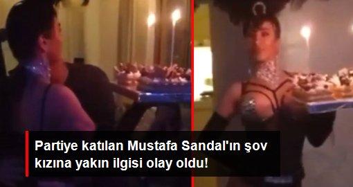 1'I Çocuk 2 Kişi Yaralandı 27 Partiye katılan Mustafa Sandal'ın şov kızına yakın ilgisi olay oldu! Kimi kızdı kimi ise tepkisiz kaldı