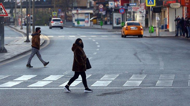 Kafalar yine karışık! Bu hafta sonu kısıtlama var mı, kaçta başlayacak? İşte tüm detaylar