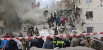 Ukrayna'nın Rusya'ya hava saldırısı sonucu 10 katlı bina çöktü: 12 kişi öldü