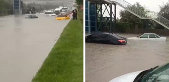 Şiddetli yağış başkenti felç etti! Sokaklar göle döndü, araçlar suya gömüldü