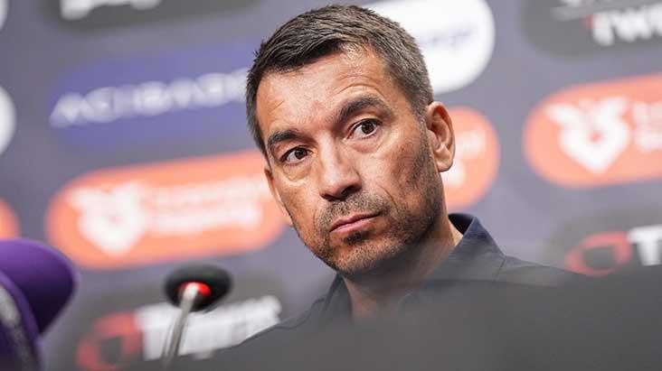 Giovanni van Bronckhorst, Aboubakar'a kapıyı gösterdi