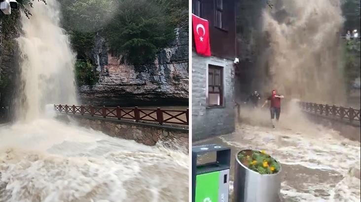 Kıyameti andıran görüntüler Türkiye'den! Şelale az kalsın turistleri yutuyordu