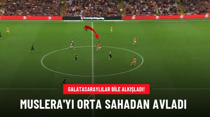 Muslera'yı orta sahadan avladı