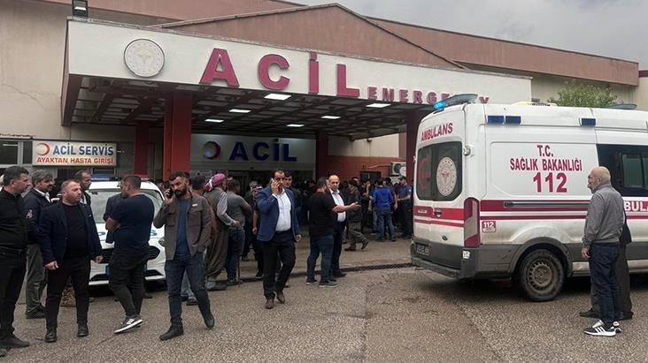 Odun toplayan köylüler, gözlerini hastanede açtı: Feci olayda 2 ölü, 9 yaralı