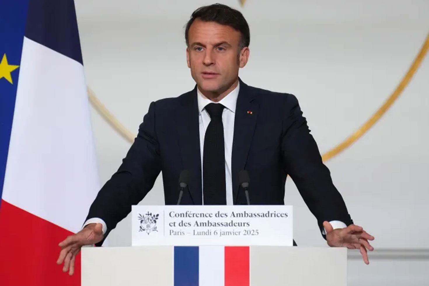 Macron, terör örgütü PKK/YPG'ye sahip çıkıp destek sözü verdi