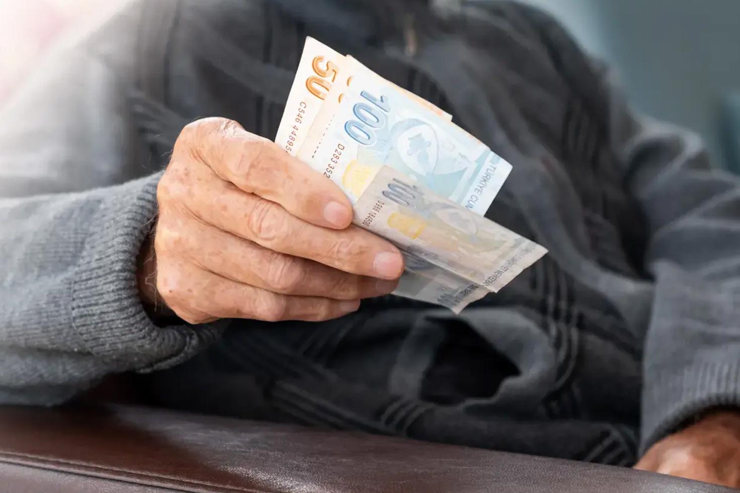 EYT'yi kaçıranlar için kademeli emeklilik geliyor! İşte sistem hakkında merak edilenler