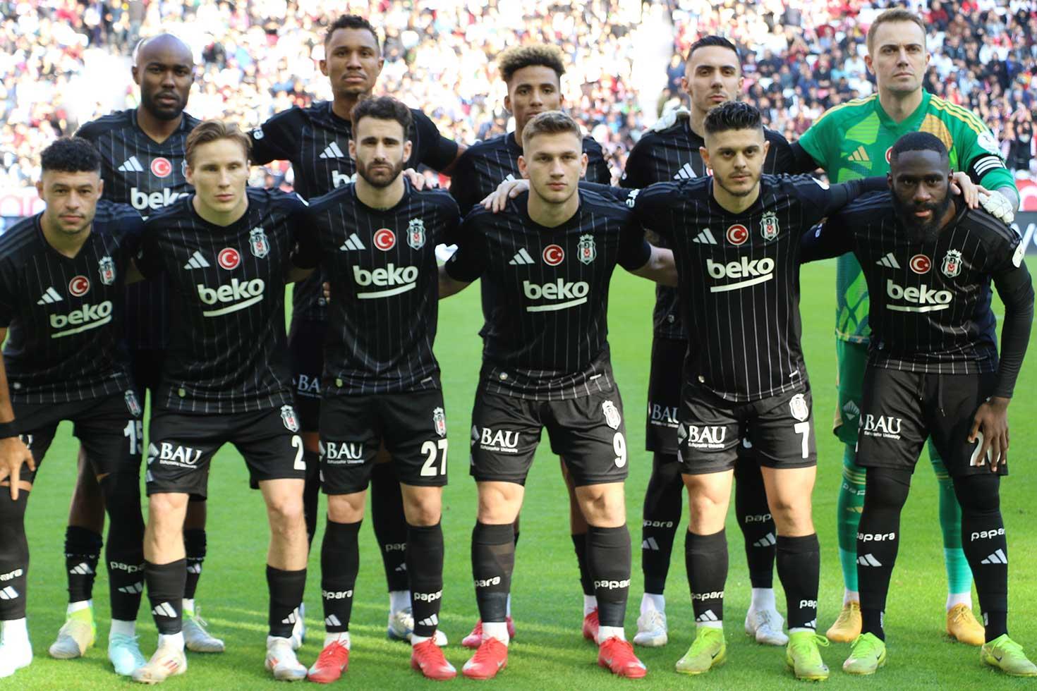 Beşiktaş'a takımın yıldızından kötü haber