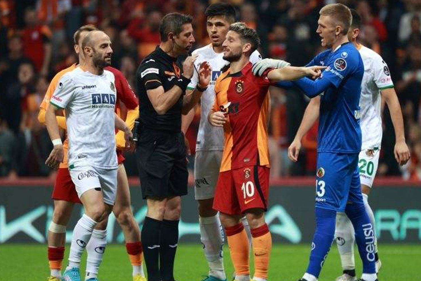 Ali Palabıyık'tan ilginç Galatasaray sözleri: Ben gösterdim hakemliğim bitti