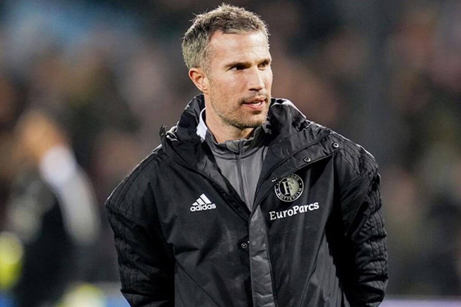 17 yaşındaki Türk futbolcu Hollanda'da fırtına gibi: Robin van Persie hayran kaldı