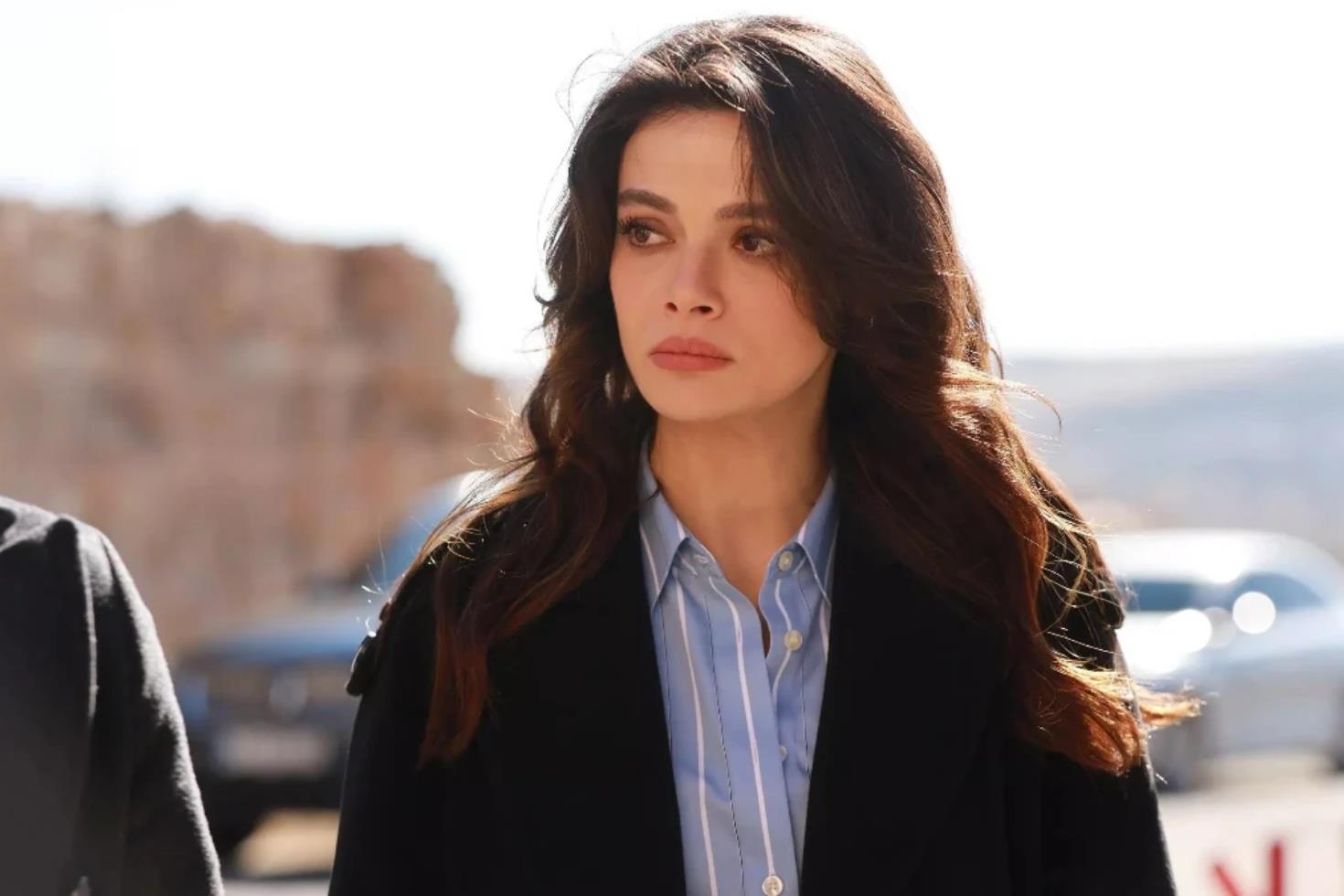 Uzak Şehir'in Alya'sı Sinem Ünsal'ın estetiksiz hali ortaya çıktı