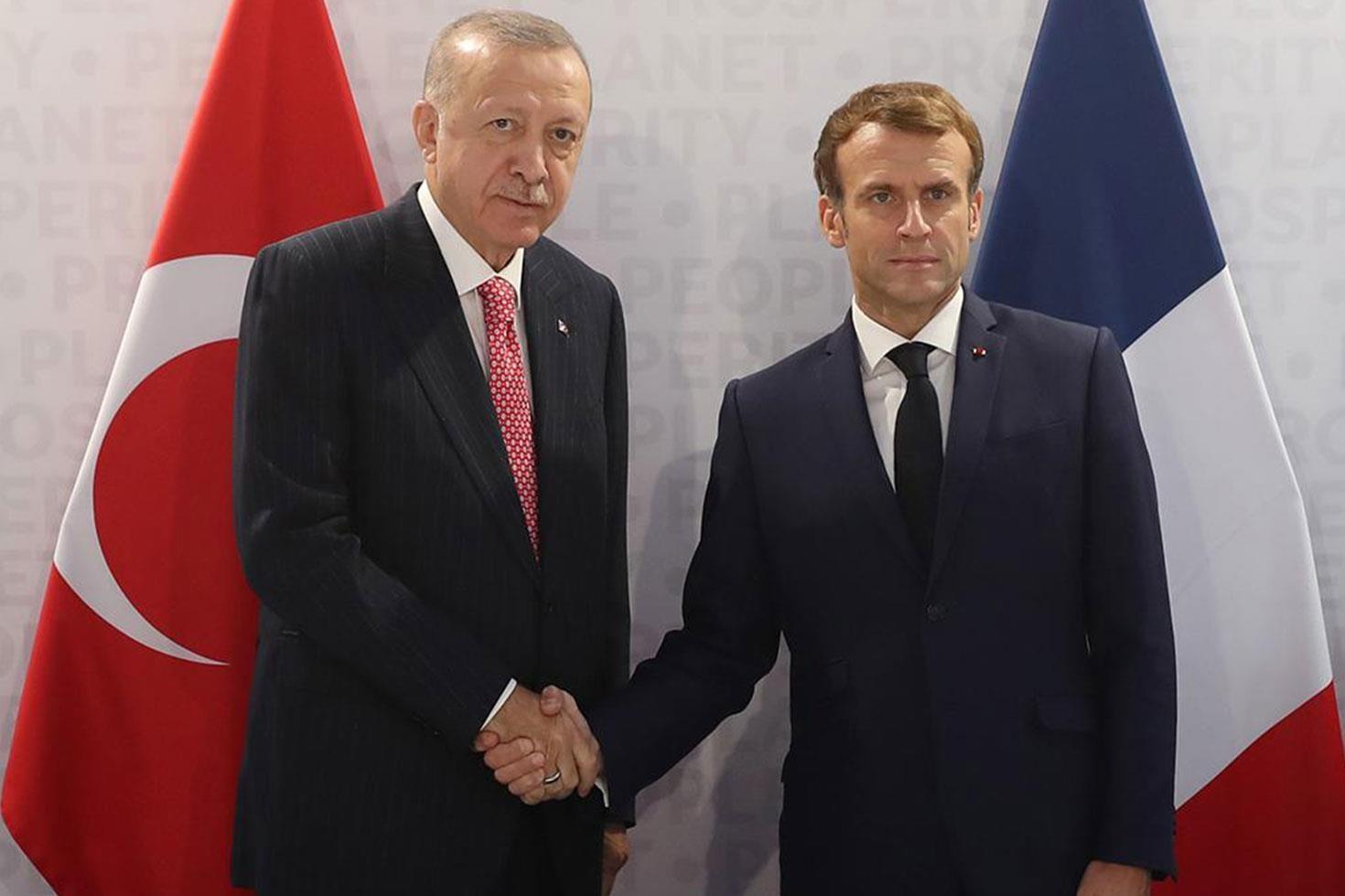 Erdoğan Macron'u açık açık uyardı