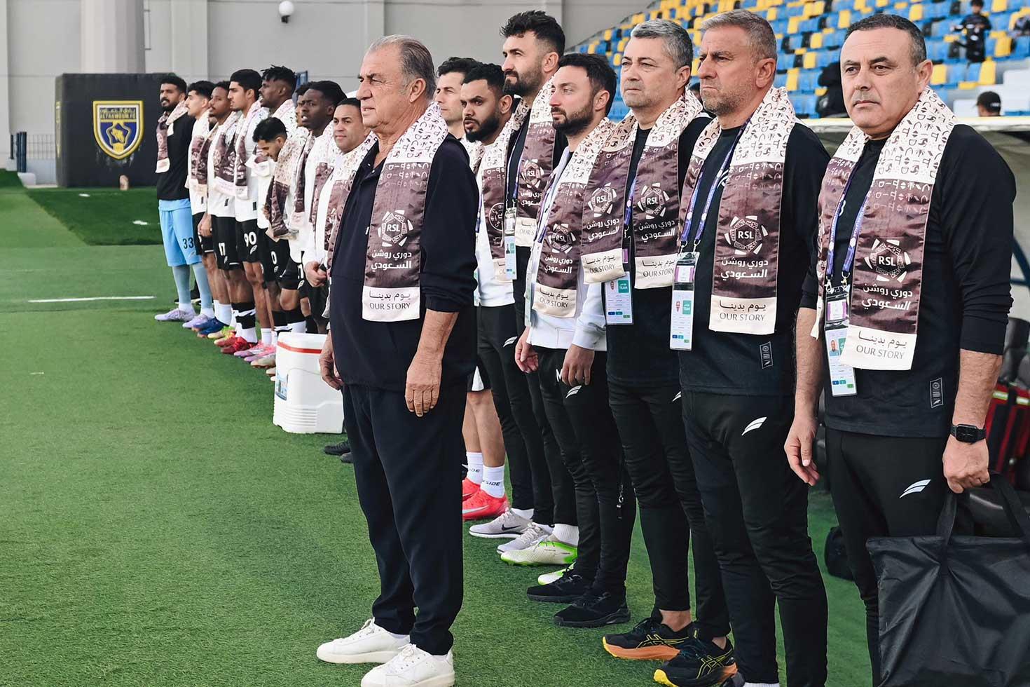Fatih Terim'in ilk deplasman galibiyeti: Al Shabab, Al Raed'i 2-1 yendi