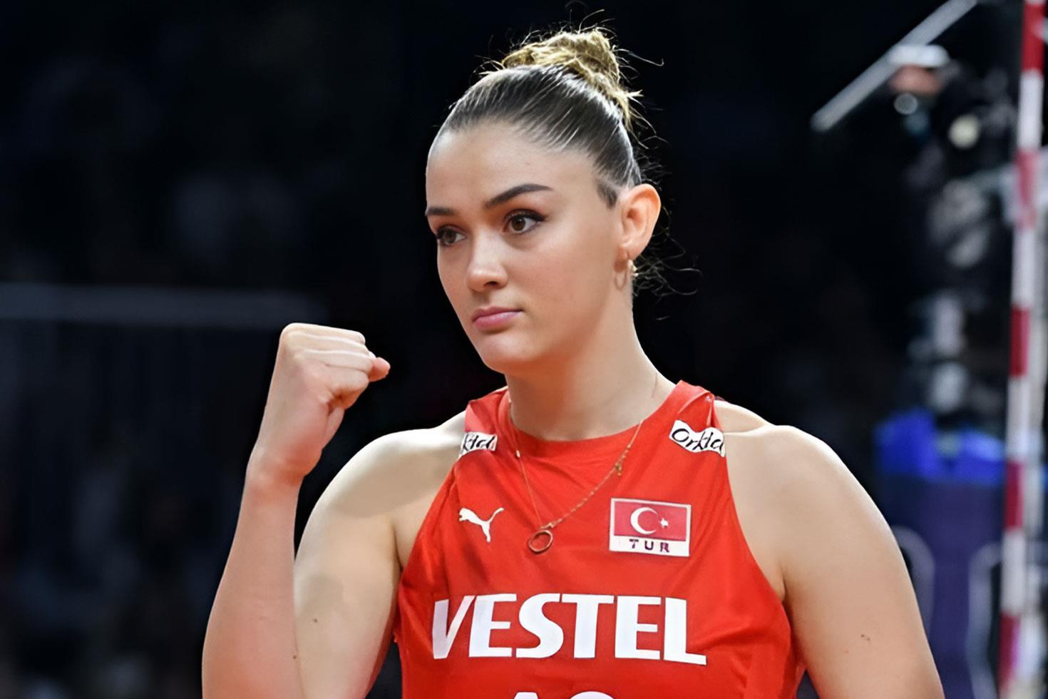 Fenerbahçe ile anılan Zehra Güneş Vakıfbank'ta kaldı