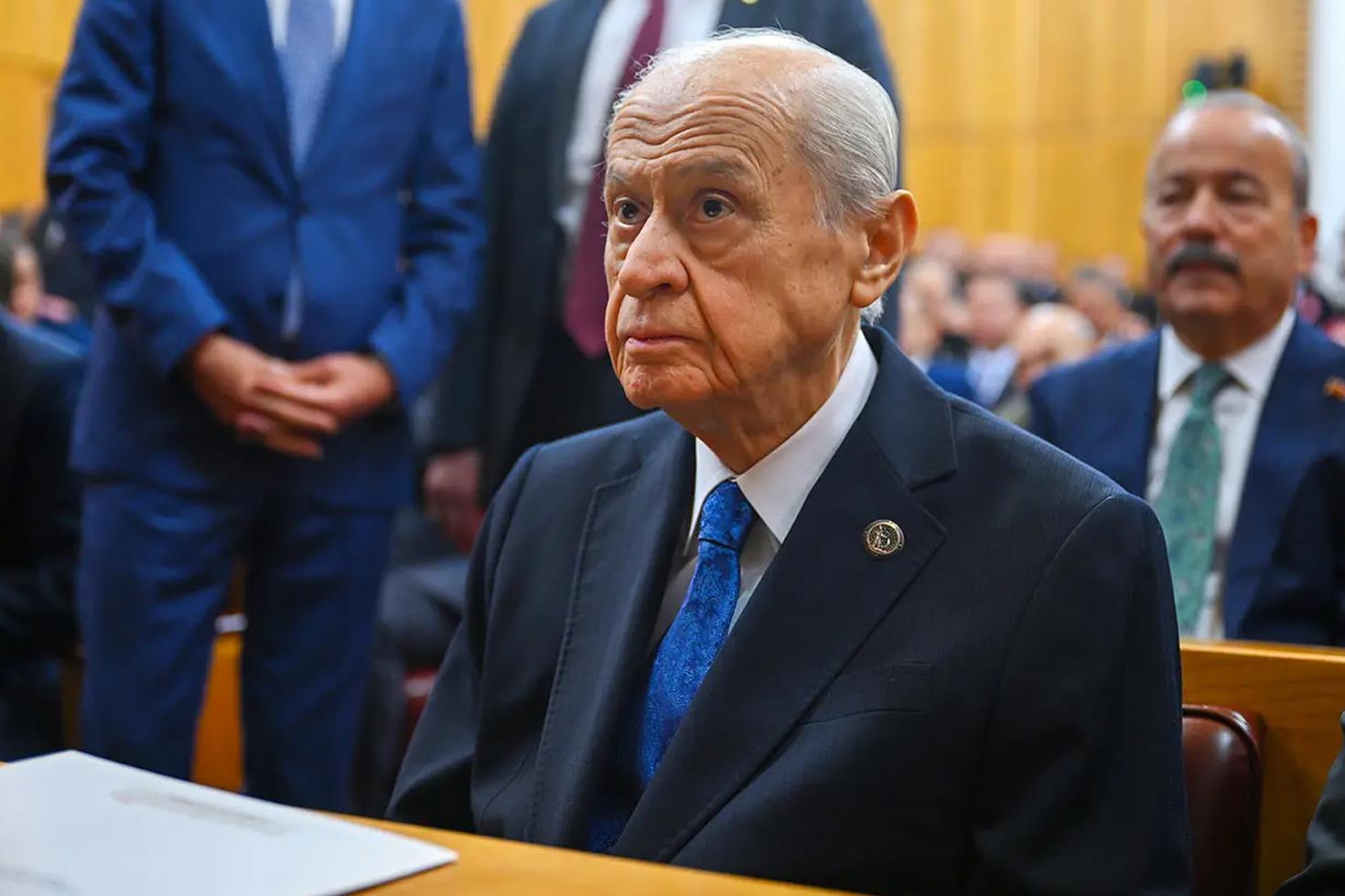 Bahçeli vefat etti diyen Gelecek Partili başkan partisi tarafından görevden alındı