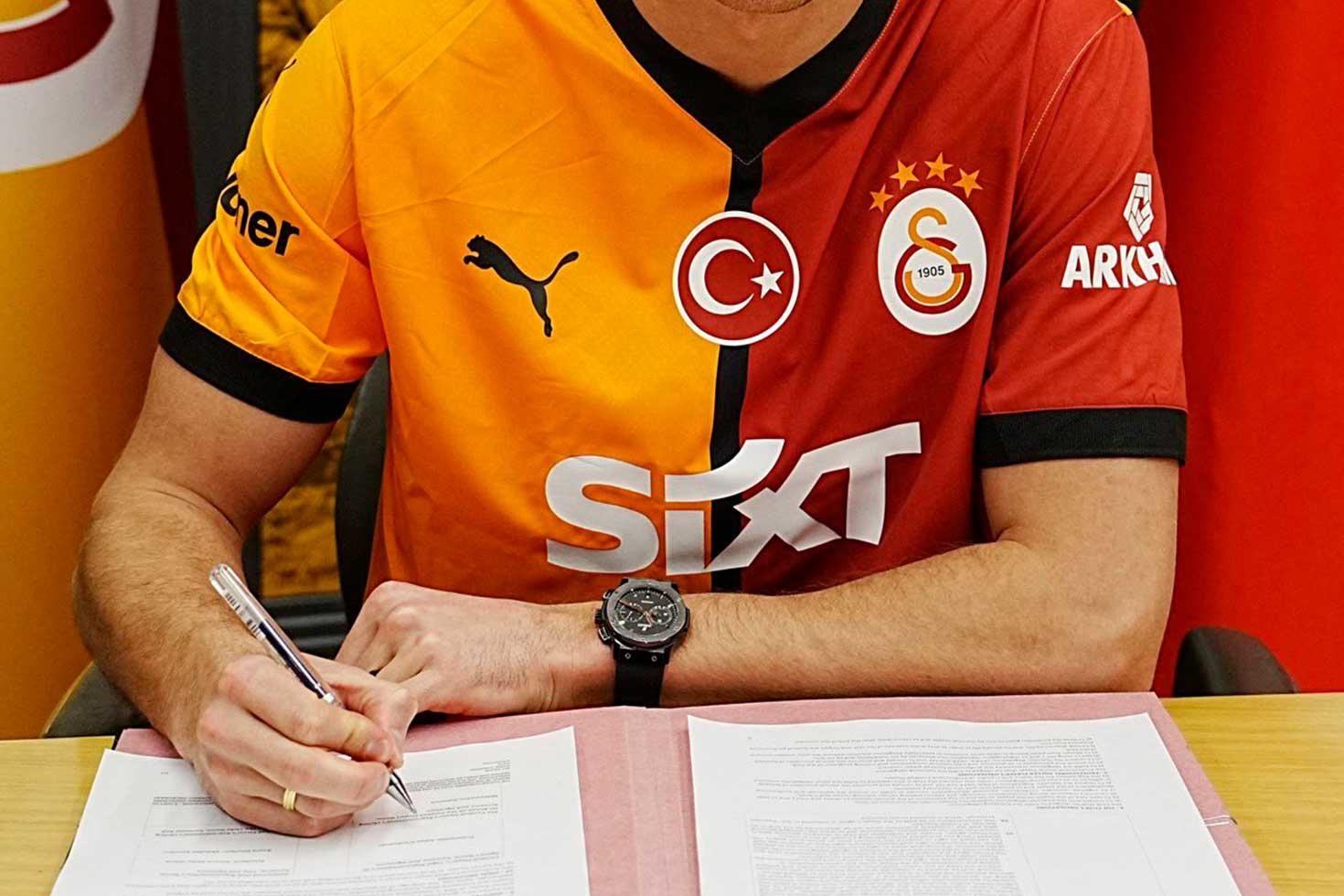 Bayern Münih, Sacha Boey ile yollarını ayırmaya hazırlanıyor