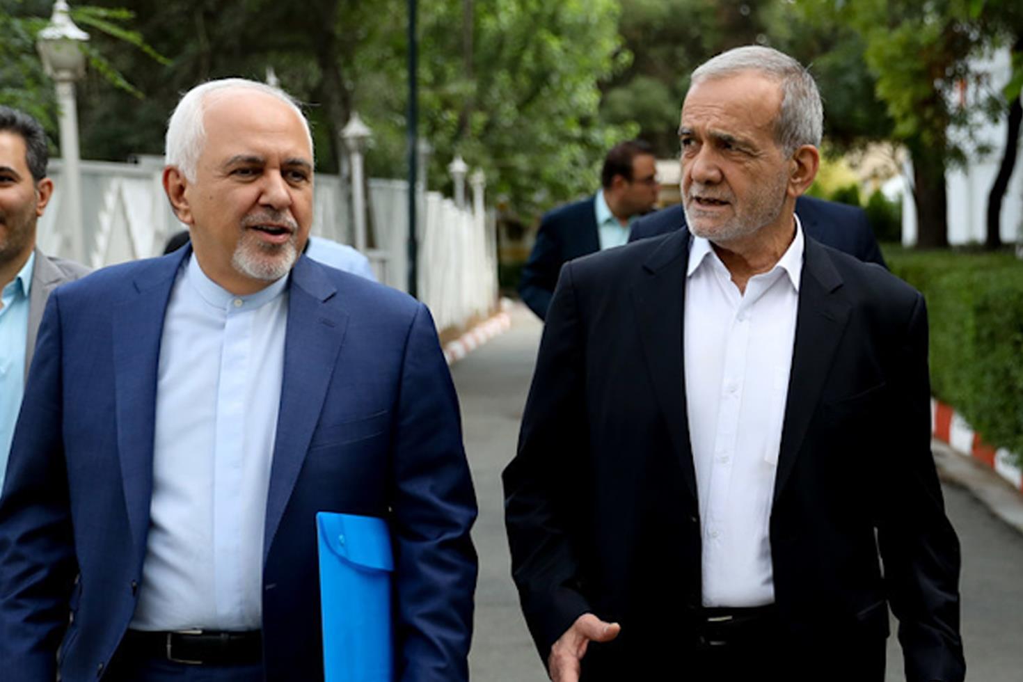 İran'da kriz: Cumhurbaşkanı Yardımcısı Zarif istifa etti