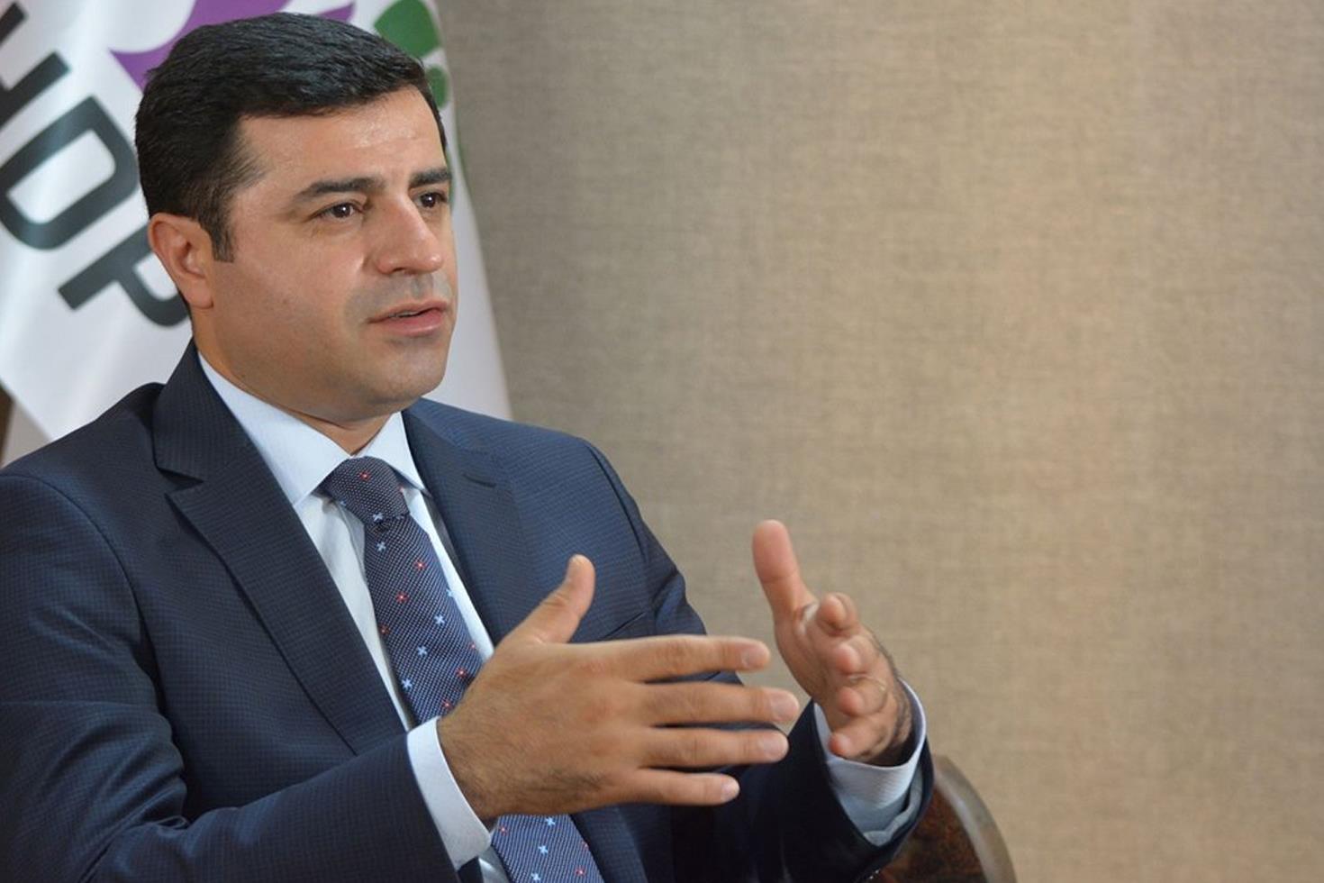Rasim Ozan Kütahyalı'dan çok konuşulacak Selahattin Demirtaş iddiası: Valizlerini topla kardeşim