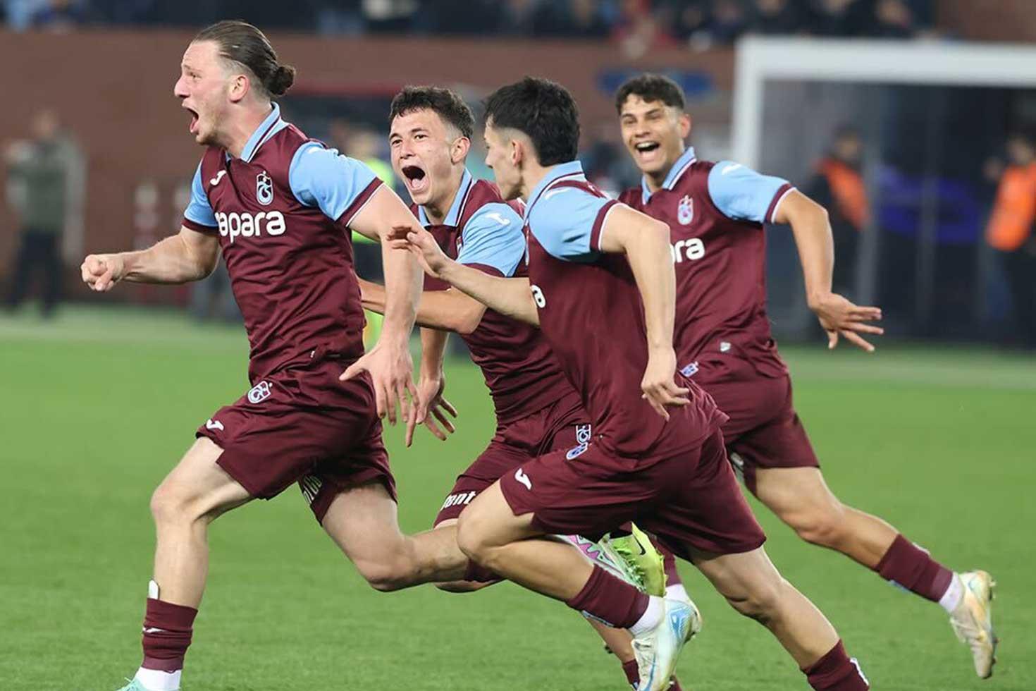 Trabzonspor U19, UEFA Gençlik Ligi'nde çeyrek finale yükseldi