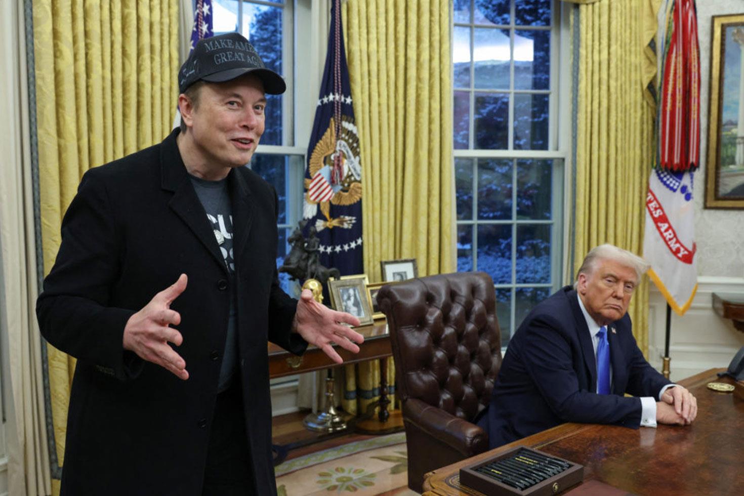 Elon Musk kabine toplantısında iki bakanla birden tartıştı, Trump araya girmek zorunda kaldı