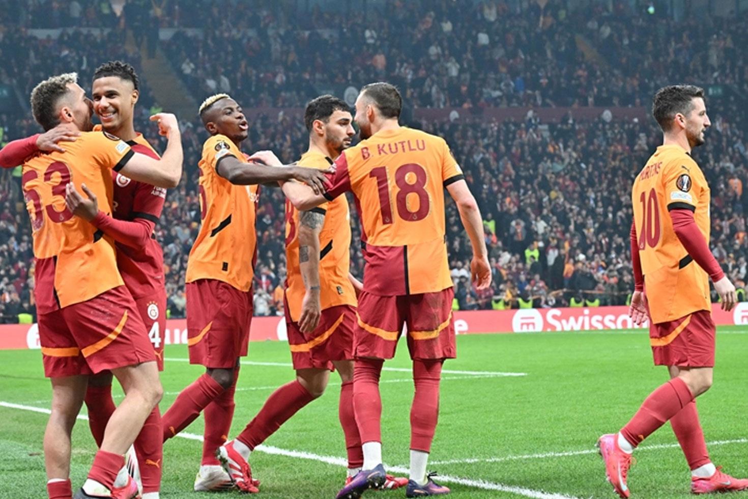Dries Mertens futbolu bırakma kararı aldı